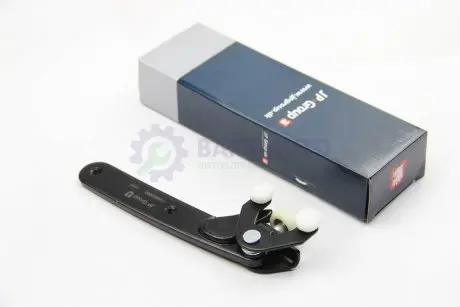 Ролик зсувних дверей Caddy 04- Пр. нижній JP GROUP 1188600680