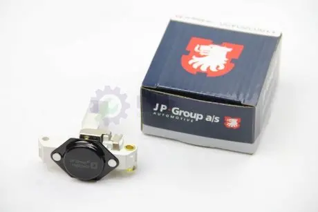 Регулятор генератора AUDI A4/GOLF/PASSAT/T4 1.4-2.9 88-10 (14.5V) JP GROUP 1190200400