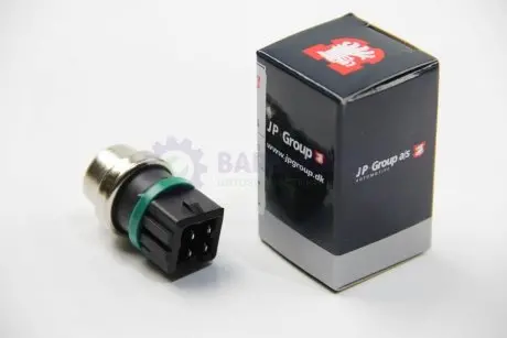 Датчик температури (4 конт./чорний) VW T4/Golf III 1.9D/2.4D 89-04 JP GROUP 1193100700