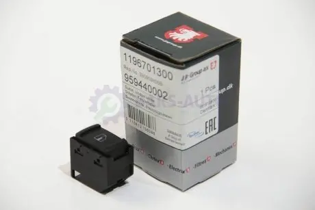 Кнопка стеклоподъемника Golf IV/Passat B5 перед. Пр. JP GROUP 1196701300