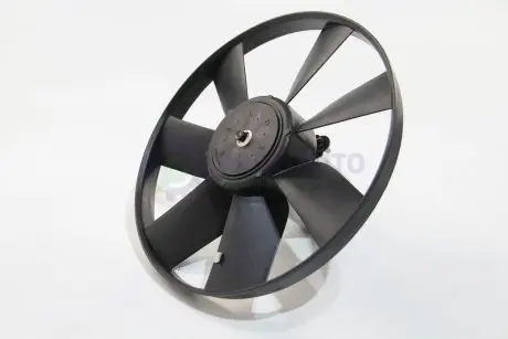 Вентилятор радиатора Golf III/IV/Passat B4 (250/150W/305mm/-AC) JP GROUP 1199100800