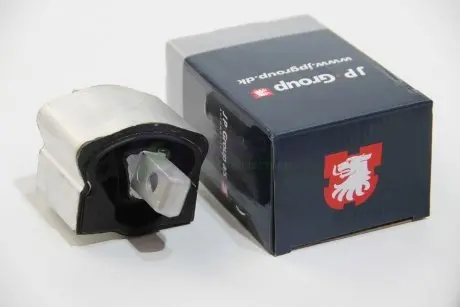 Подушка АКПП MB C/E/S-клас (W140/W202/W210/W220) JP GROUP 1332400700