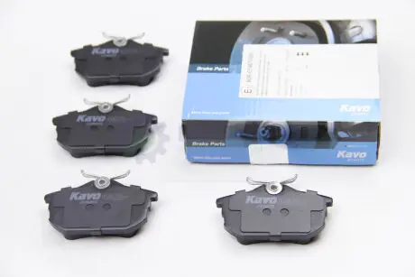 Гальмівні колодки зад. Carisma/Colt/Space Star 95-12 KAVO PARTS KBP-5513 (фото 1)