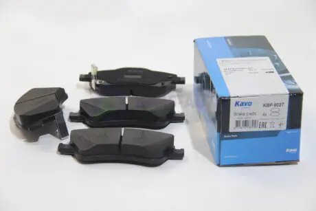 Колодки тормозные (передние) Toyota Auris/Corolla 06- (Bosch) KAVO PARTS KBP-9027