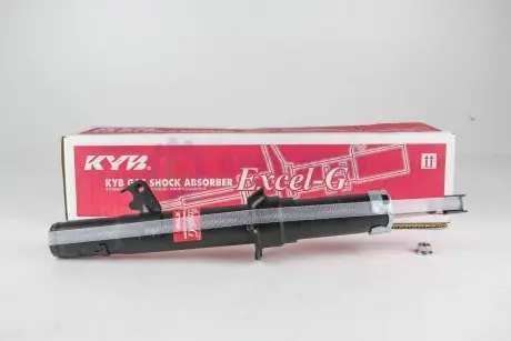 Амортизатор передній Mazda 6 -07 Пр. (газ.) KYB 341351