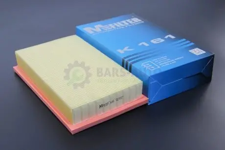 Фильтр воздушный 190D/E200D W201/124 OM601 M-FILTER K161