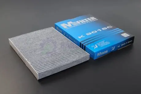 Фільтр салону Golf 97-06/Bora 99-05/Octavia 96-11 (вугільний) M-FILTER K9016C