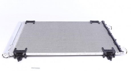 Радиатор кондиционера Berlingo/307/Partner 1.6/2.0D 00- MAHLE / KNECHT AC 668 000S (фото 1)
