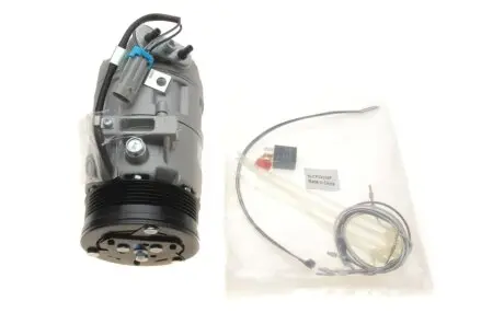 Компрессор кондиционера Opel Astra/Zafira 1.7D 04-15 MAHLE / KNECHT ACP 24 000S