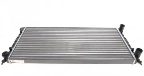 Радиатор охлаждения VW Passat 1.8-2.0 88-97 MAHLE / KNECHT CR 345 000S