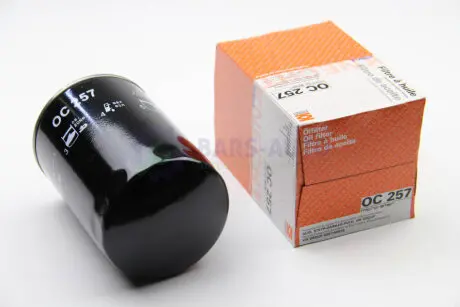 Фільтр масляний Audi A4/VW Passat 94-01 MAHLE / KNECHT OC 257