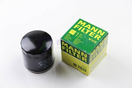 Фільтр масляний -FILTER MANN W 7032