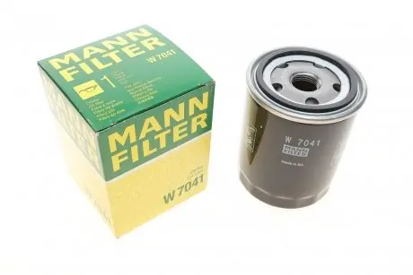 Масляный фильтр двигателя -FILTER MANN W7041