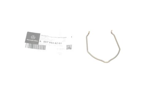 Фиксатор патрубка интеркулера MB E-class (W210/211) 2.2CDI OM646 03- MERCEDES-BENZ 0079934201