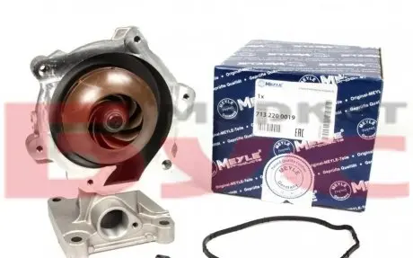 Насос воды Ford Mondeo III/Transit 2.0DI 00- MEYLE 713 220 0019