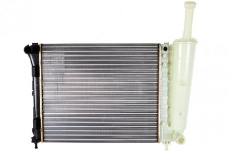 Радиатор охолоджування NISSENS 61936 (фото 1)