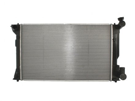 Радиатор системи охлаждения NISSENS 64667A (фото 1)