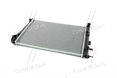 Радіатор охолодження двигуна Hyundai Tucson/Kia Sportage 04- MT NISSENS 675003
