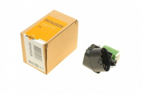 Резистор вентилятора пічки Opel Corsa C 1.0-1.8 00-09 NRF 342029
