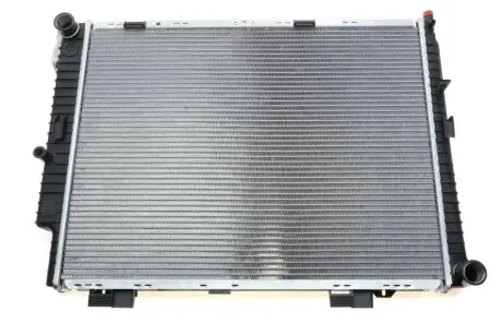 Радиатор охлаждения MB E-class (W210/S210) 99-03 NRF 55331