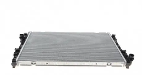 Радиатор охлаждения VW Golf VII/Passat 1.8/2.0 12-/Skoda Octavia/Superb 1.8/2.0 12- NRF 58437