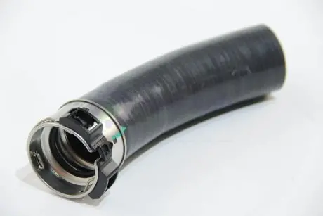 Патрубок інтеркулера Trafic/Vivaro 2.0dCi 06- Л. (M9R780/782)(короткий) RAPRO R12666