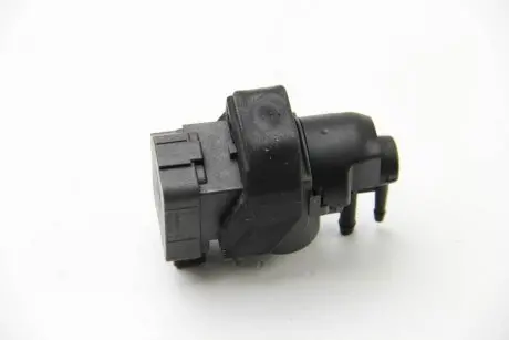 Клапан рециркуляц. відпр.газів RENAULT 149566215R