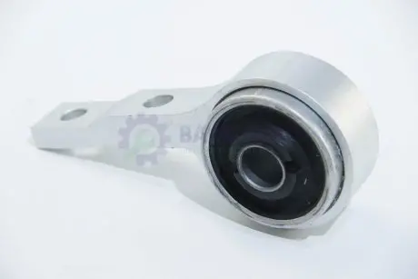 Сайлентблок переднього важеля NISSAN Teana 03-08 (з кронштейном) SIDEM 841638