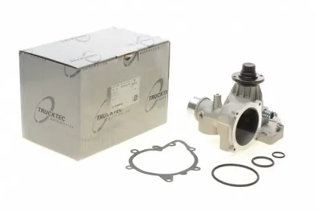 Насос воды BMW 5 (E39) /7 (E38)/8 (E31) 96-03 TRUCKTEC 08.19.055