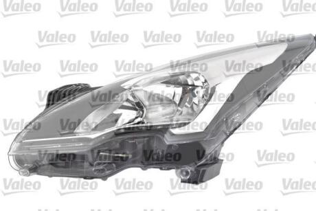 Фара автомобільна Valeo 045278