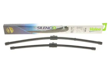 Щетки стеклоочистителя (550/450мм) Opel Astra H 04-14/MB GLK-class (X204) 08-15 Valeo 574468