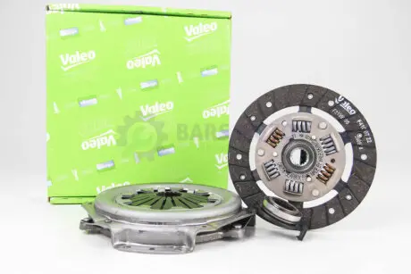 Комплект зчеплення + підшипник Valeo 821340