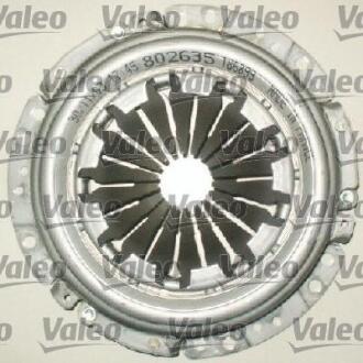 Комплект зчеплення + підшипник Valeo 826027