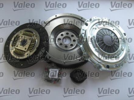 К-кт зчеплення з жорстким маховиком і вижим.підш. Valeo 835082