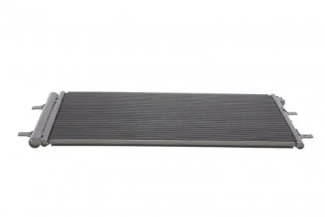 Конденсатор кондиціонера AUDI A4/A5/Q5 07- Van Wezel 03005352