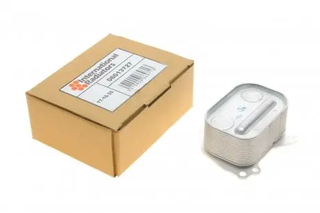 Радіатор оливний BMW 1 (F20/F21)/3 (F30/F80) 11- N13 B16 (теплообмінник) Van Wezel 06013727