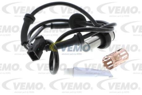 Датчик ABS VEMO V10721237