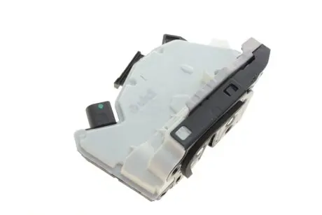 Замок двери (передней/R) VW Amarok/Passat/Tiguan 08- Vika 88371014701